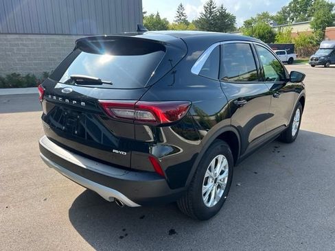 Used 2024 Ford Escape Active w/ Tech Pack #1 AWD/4WD image 5