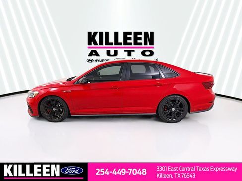 Used 2021 Volkswagen Jetta GLI FWD image 4