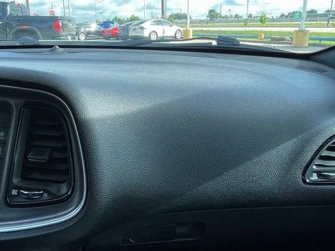 Used 2017 Dodge Challenger SXT RWD image 25