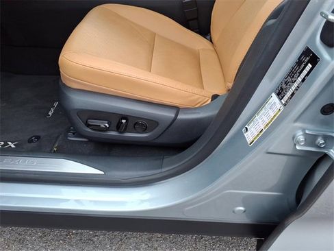 Used 2025 Lexus RX 350 FWD image 11