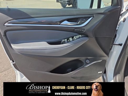 Used 2023 Buick Enclave Premium AWD/4WD image 16