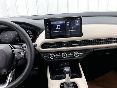 New 2026 Honda HR-V EX-L image 7