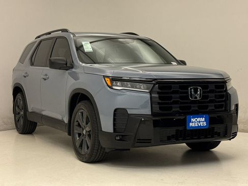 New 2026 Honda Pilot Sport image 4
