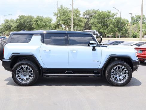 Certified 2025 GMC Hummer EV 3X AWD/4WD image 10