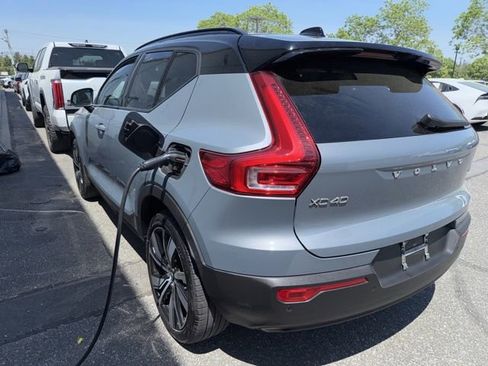 Used 2021 Volvo XC40 P8 Recharge AWD/4WD image 5