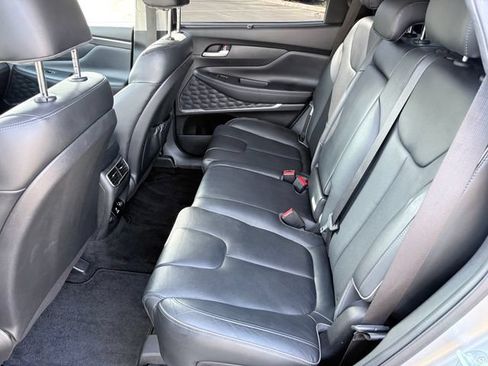 Used 2022 Hyundai Santa Fe Limited FWD image 7
