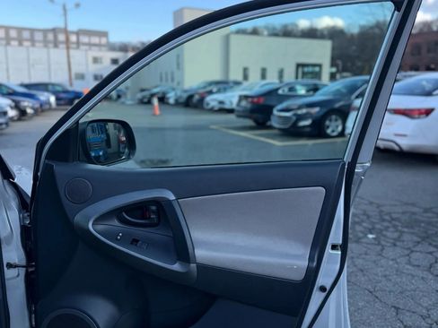 Used 2010 Toyota RAV4 2WD image 26