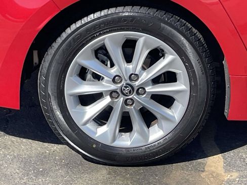 Used 2021 Toyota Corolla XLE image 10