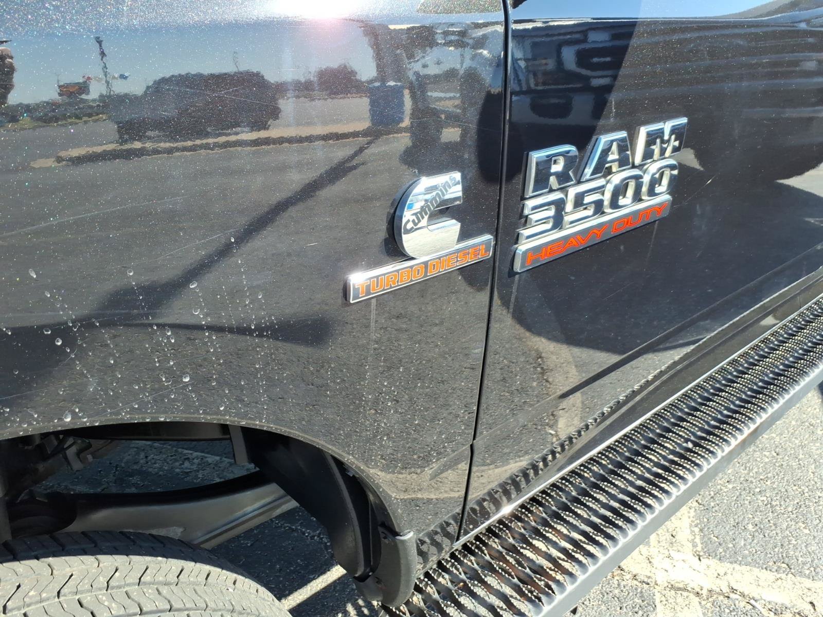 Used 2017 RAM 3500 Tradesman w/ Chrome Appearance Group AWD/4WD image 7