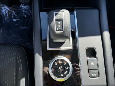 Used 2022 Mitsubishi Outlander ES image 15