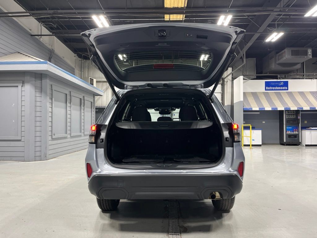 Used 2026 Subaru Forester Premium AWD/4WD image 10