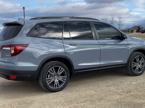 Used 2022 Honda Pilot Sport image 9
