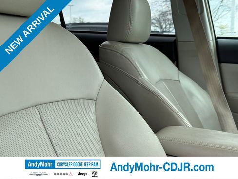 Used 2011 Subaru Outback 2.5i Limited image 33