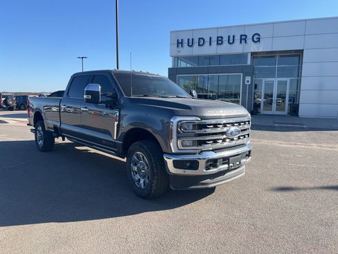 Used 2025 Ford F350 Lariat w/ Lariat Ultimate Package image 1