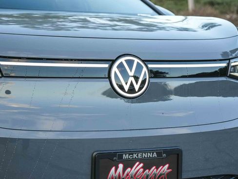 New 2026 Volkswagen ID.4 Pro S image 5