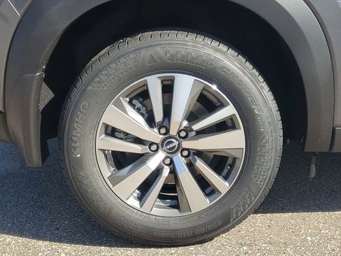 New 2025 Nissan Pathfinder SL image 5