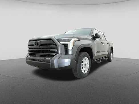 New 2025 Toyota Tundra SR5 image 32
