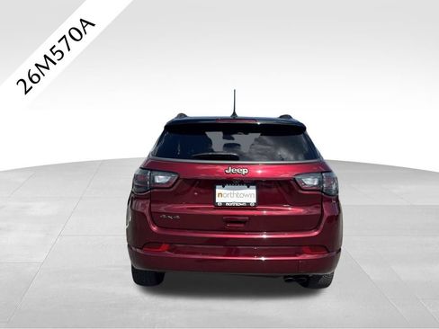 Used 2022 Jeep Compass High Altitude AWD/4WD image 32