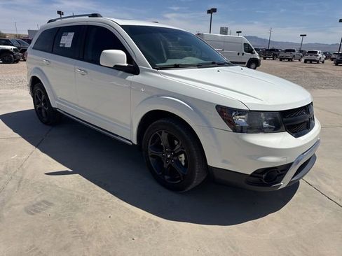 Used 2020 Dodge Journey Crossroad w/ Rear Seat Video Group I FWD image 5