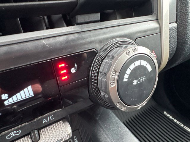 Used 2024 Toyota Tacoma SR5 AWD/4WD image 13