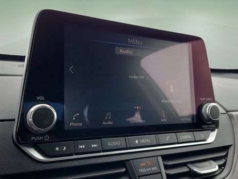 Used 2024 Nissan Altima 2.5 SV image 20