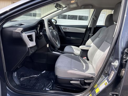 Used 2015 Toyota Corolla LE image 13