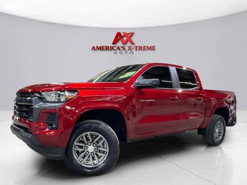 Used 2024 Chevrolet Colorado LT w/ LT Convenience Package II image 3