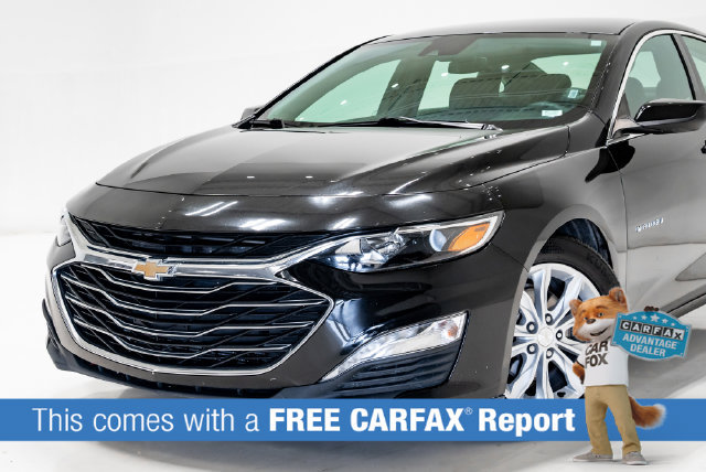 Used 2024 Chevrolet Malibu LT FWD image 2