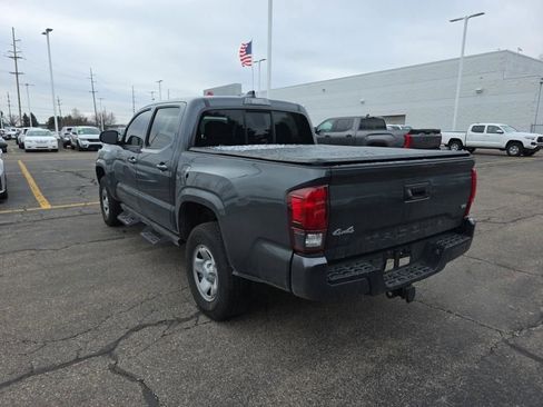 Used 2023 Toyota Tacoma SR image 6