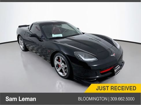 Used 2006 Chevrolet Corvette Coupe w/ Preferred Equipment Group RWD image 1