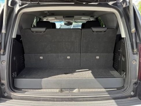 Used 2018 Chevrolet Tahoe Premier AWD/4WD image 22