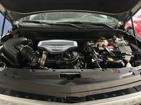 Used 2024 Cadillac XT6 Premium Luxury w/ Technology Package image 29