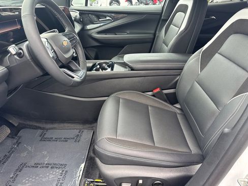 Used 2024 Chevrolet Blazer EV LT AWD/4WD image 10