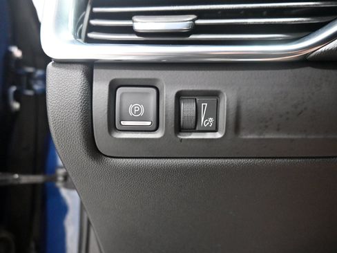 Used 2019 Cadillac XT4 Sport AWD/4WD image 9