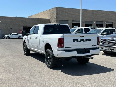 New 2026 RAM 2500 Laramie AWD/4WD image 4
