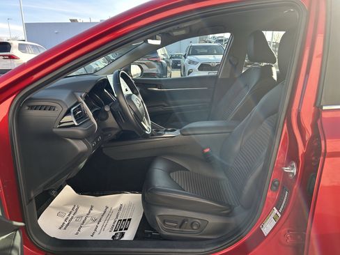 Certified 2023 Toyota Camry SE image 13