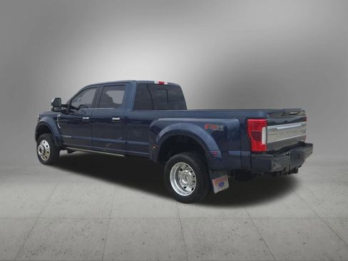 Used 2019 Ford F450 Platinum w/ Platinum Ultimate Package AWD/4WD image 4