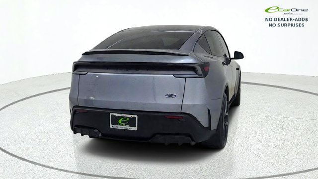 Used 2026 Tesla Model Y Performance AWD/4WD image 7