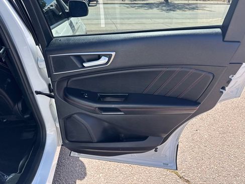 Used 2020 Ford Edge ST-Line FWD image 15