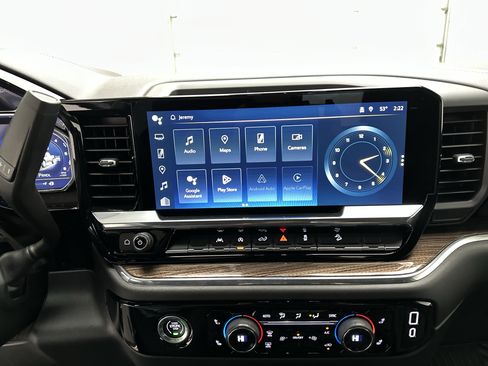 Used 2024 Chevrolet Silverado 1500 LT w/ Z71 Off-Road Package image 28