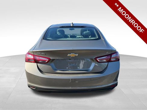 Used 2020 Chevrolet Malibu LT w/ LT True North Edition FWD image 4