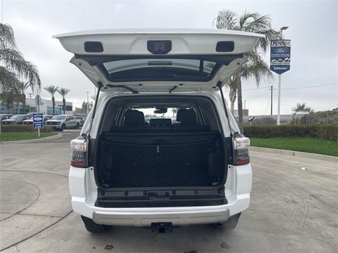 Used 2021 Toyota 4Runner TRD Off-Road Premium image 27