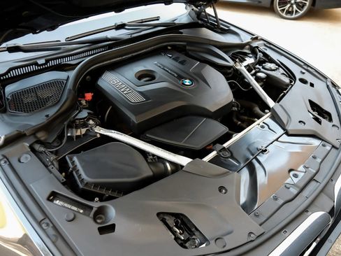 Used 2018 BMW 530i RWD image 62
