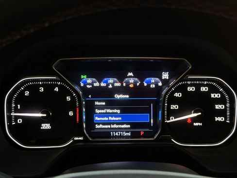 Used 2021 GMC Yukon AT4 AWD/4WD image 42