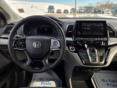 Used 2024 Honda Odyssey Elite image 16