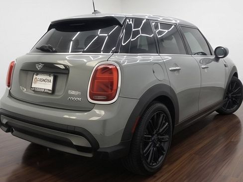 Used 2022 MINI Cooper 4-Door Hardtop FWD image 7
