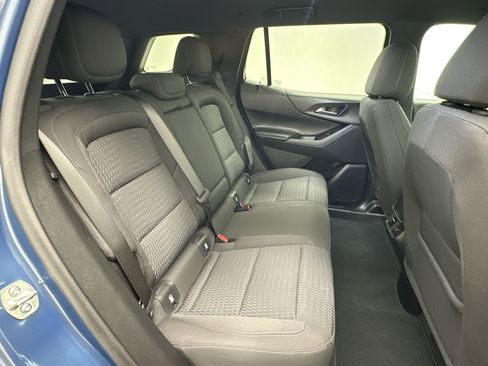 Used 2025 Chevrolet Equinox LT w/ Safety and Technology Package image 28