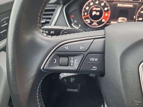 Used 2019 Audi SQ5 Premium Plus w/ Premium Plus Package image 26