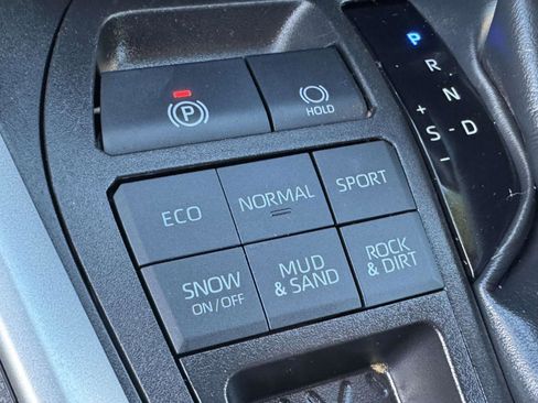 Certified 2023 Toyota RAV4 XLE image 36