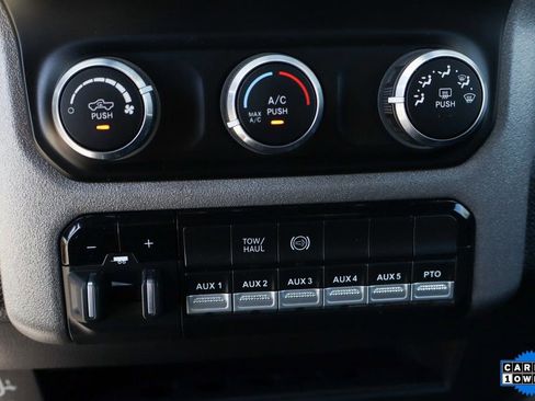 Used 2022 RAM 5500 Tradesman image 30